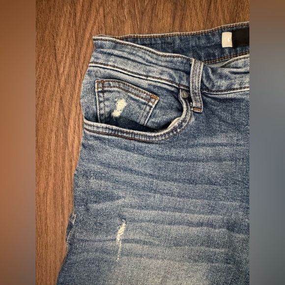 KUT from the Kloth Rachel Mom Jeans Size 6 Distressed Raw Hem - Picture 7 of 14